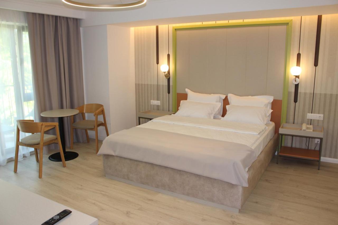 Hotel Anina Techirghiol Exteriör bild